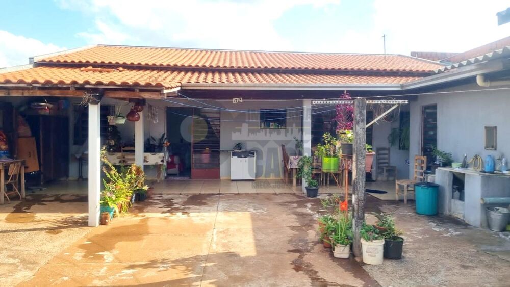 Casa à venda com 2 quartos, 300m² - Foto 8