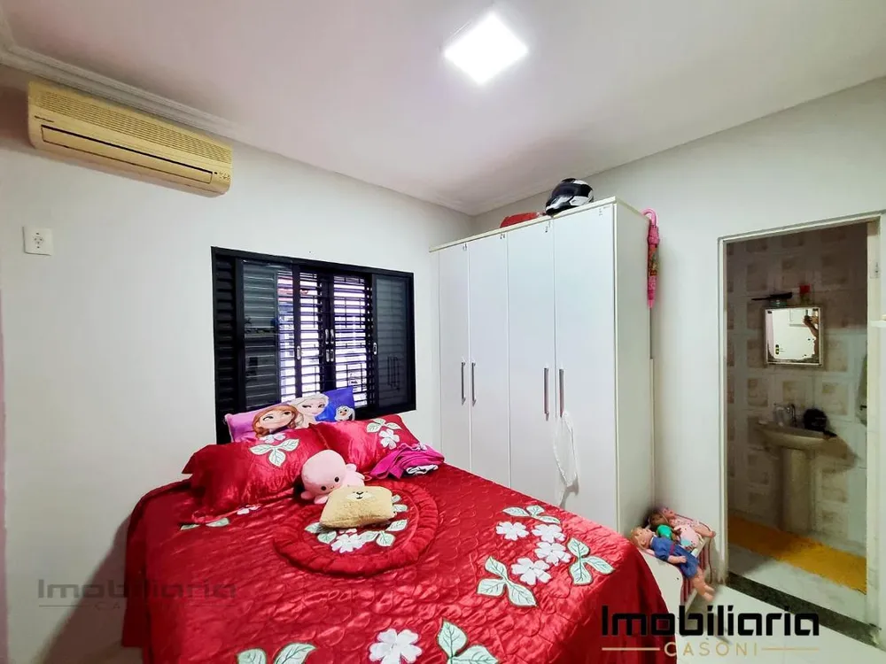 Casa, 3 quartos, 180 m² - Foto 1