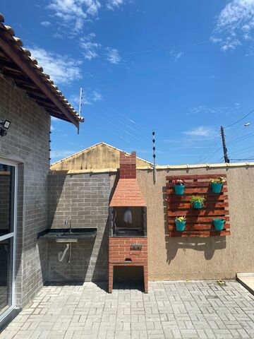 Casa à venda com 2 quartos, 70m² - Foto 4