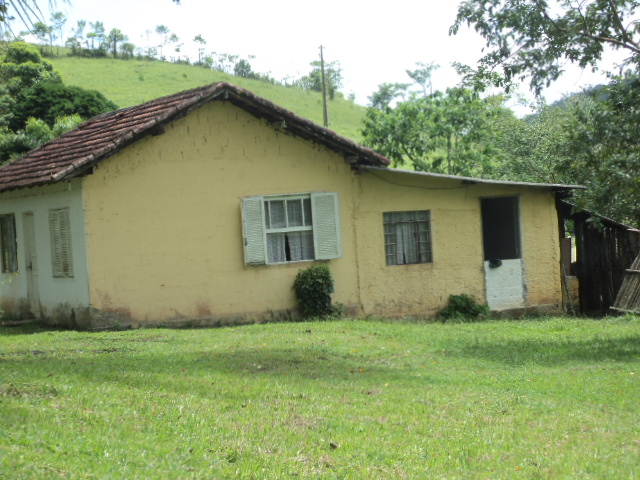 Fazenda à venda com 3 quartos, 150m² - Foto 8