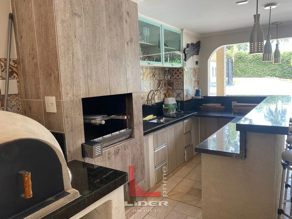 Casa, 6 quartos, 1598 m² - Foto 7