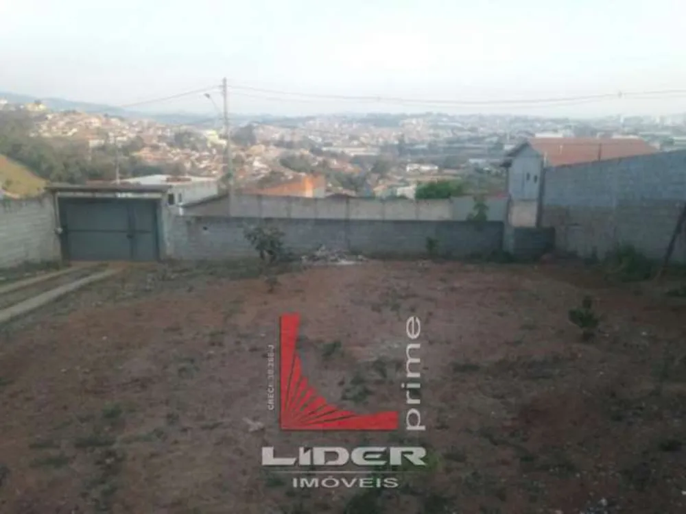 Casa, 3 quartos, 240 m² - Foto 1