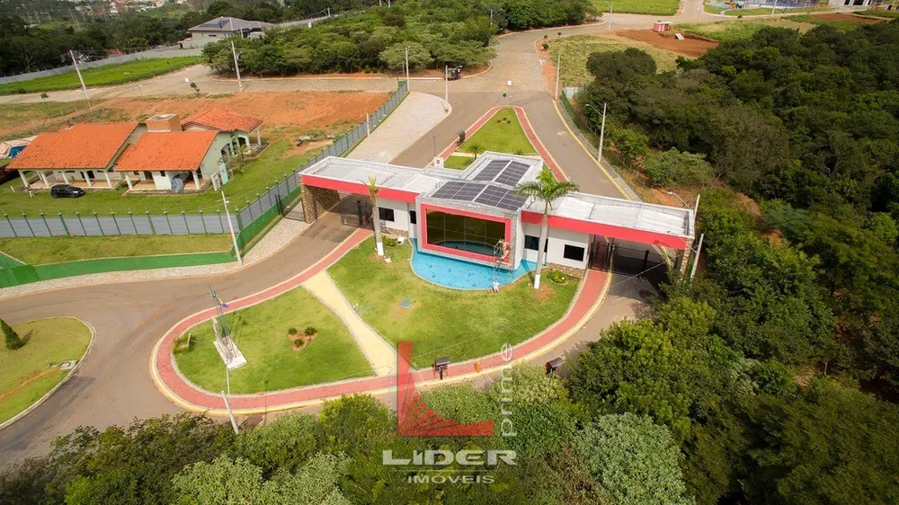 Loteamento e Condomínio, 1000 m² - Foto 1
