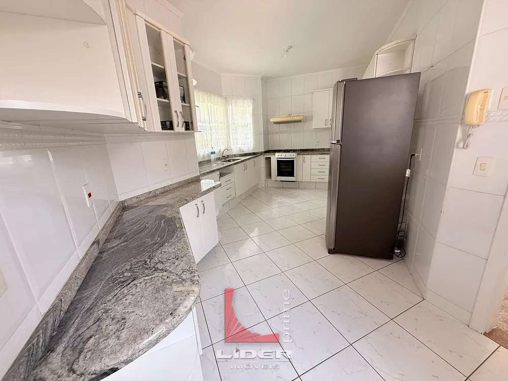 Casa, 3 quartos, 204 m² - Foto 6