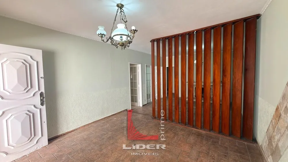 Casa, 4 quartos, 272 m² - Foto 1