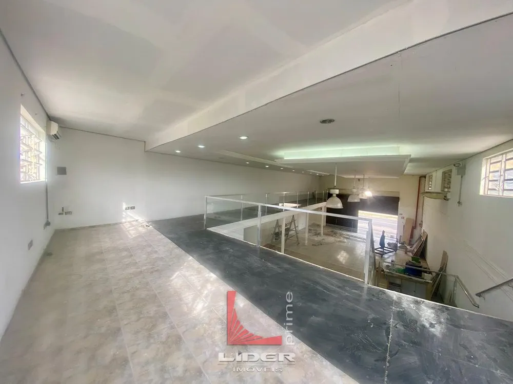 Casa, 3 quartos, 290 m² - Foto 2