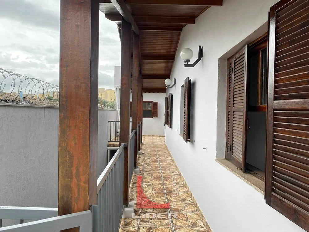 Casa, 3 quartos, 290 m² - Foto 1