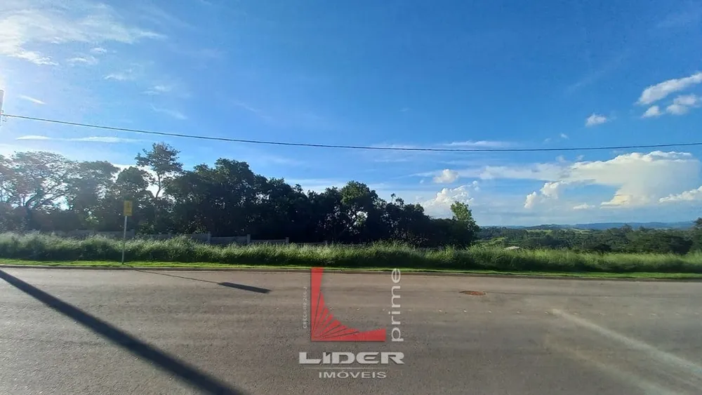 Loteamento e Condomínio, 560 m² - Foto 2