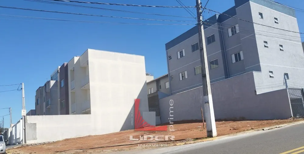 Loteamento e Condomínio, 703 m² - Foto 1