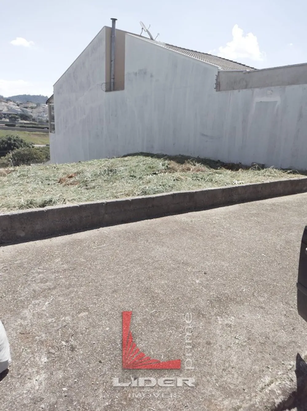 Loteamento e Condomínio, 703 m² - Foto 2