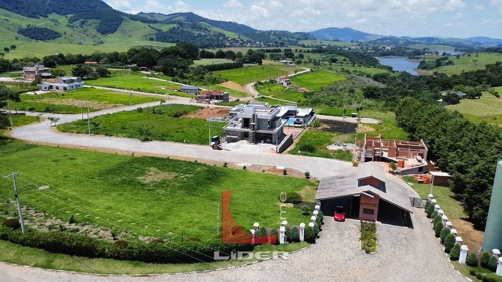 Loteamento e Condomínio, 690 m² - Foto 1