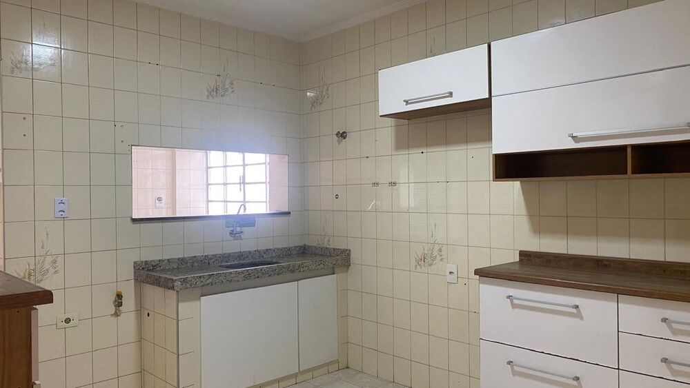 Apartamento para alugar com 3 quartos, 90m² - Foto 4
