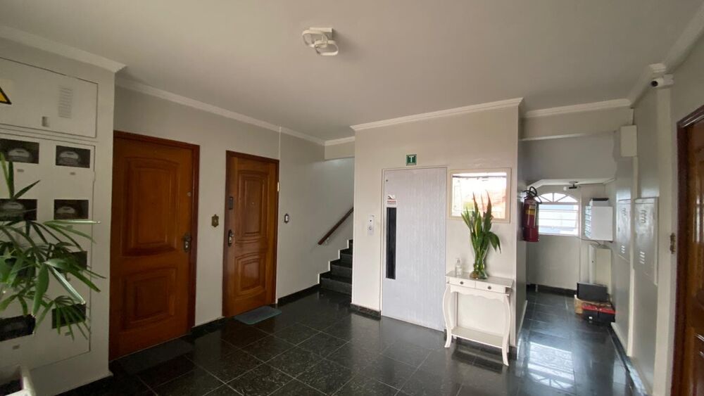 Apartamento para alugar com 3 quartos, 90m² - Foto 3