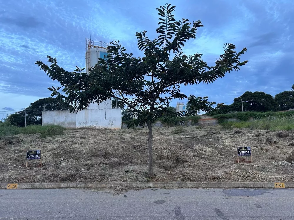 Terreno à venda, 200m² - Foto 2