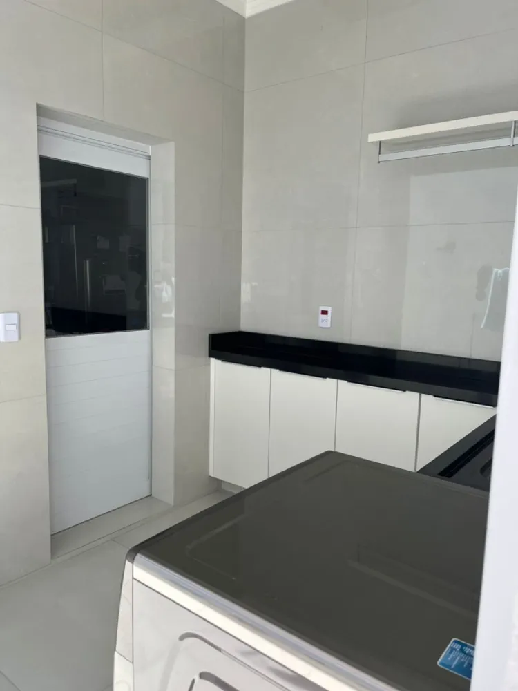 Casa, 3 quartos, 300 m² - Foto 2
