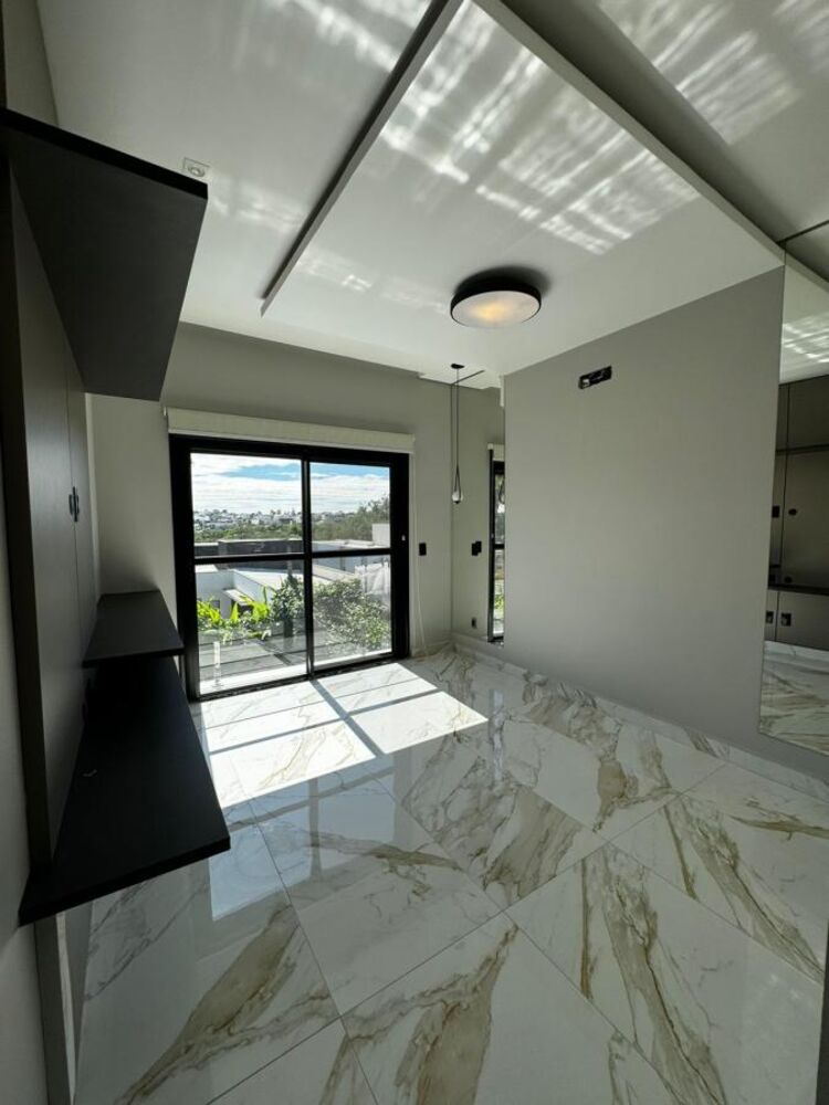 Casa de Condomínio à venda com 3 quartos, 250m² - Foto 12