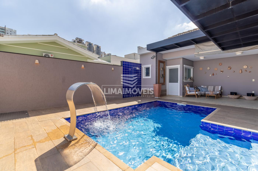 Casa de Condomínio à venda com 3 quartos, 368m² - Foto 3