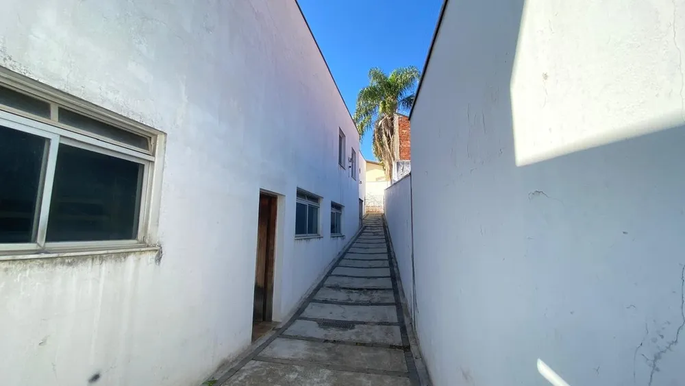 Casa, 4 quartos, 437 m² - Foto 1