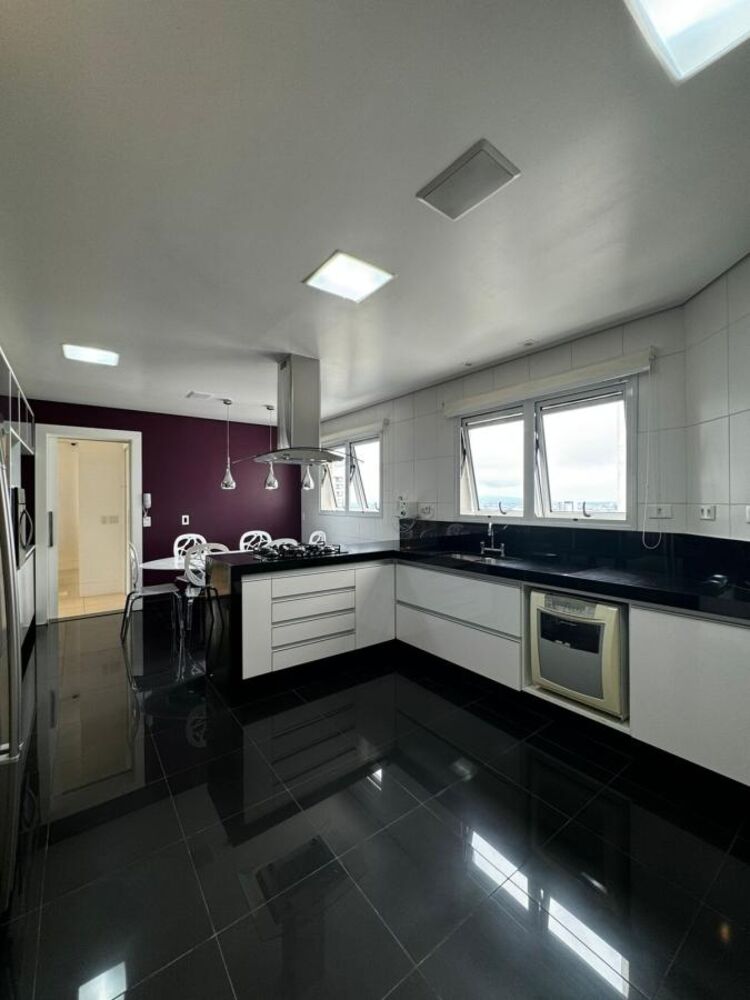 Apartamento, 3 quartos, 232 m² - Foto 5