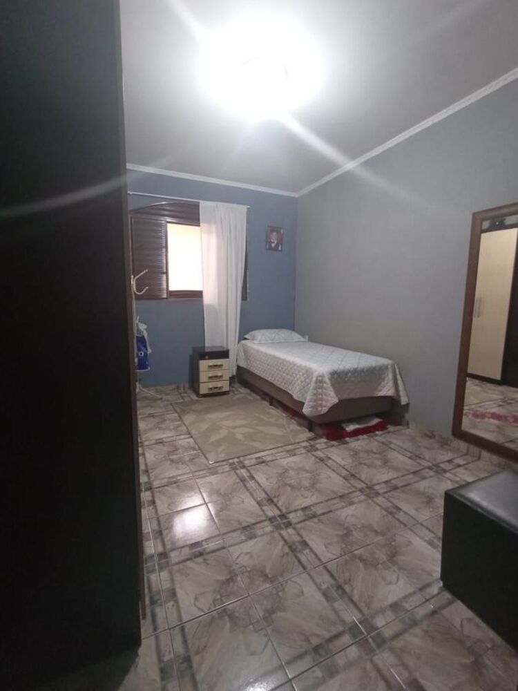 Casa, 3 quartos, 244 m² - Foto 15