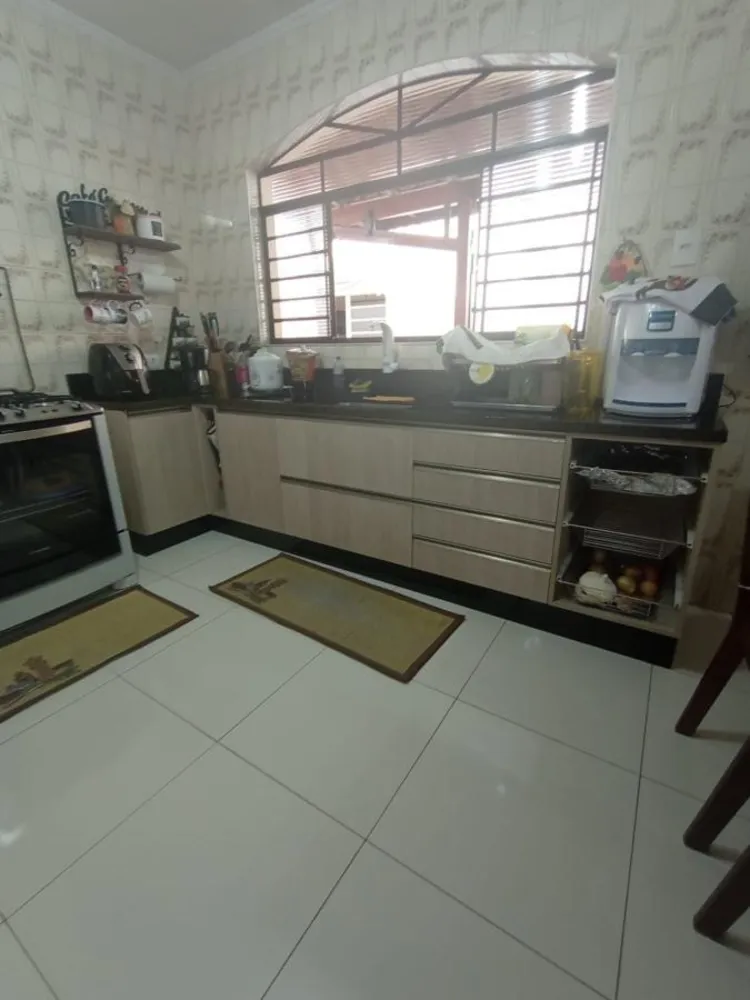 Casa, 3 quartos, 244 m² - Foto 25