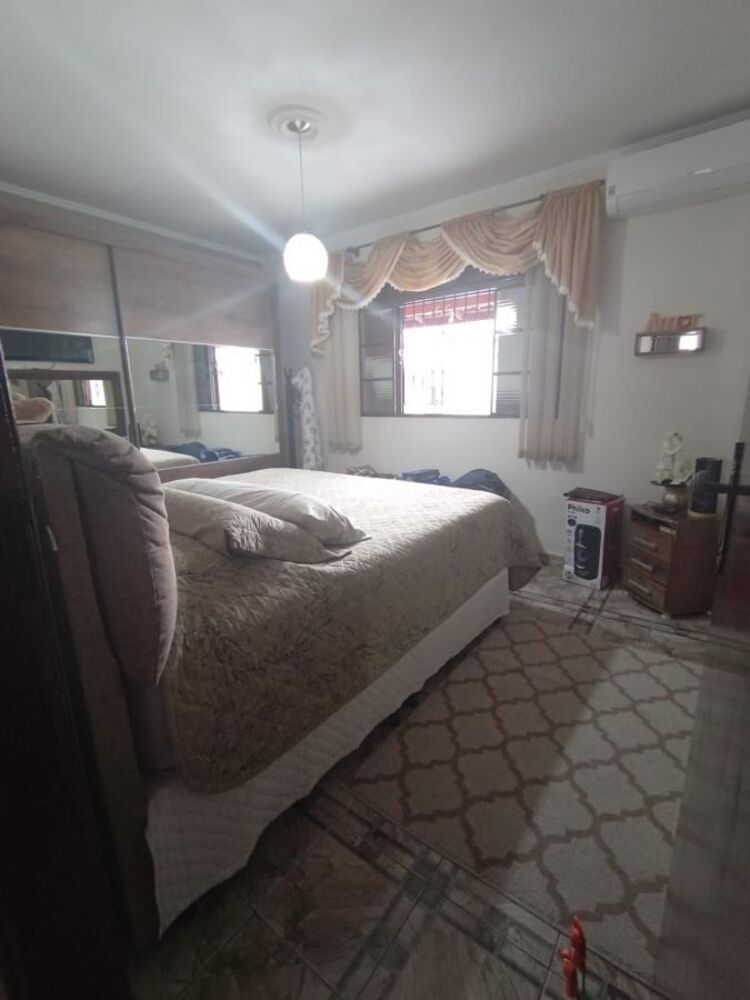 Casa, 3 quartos, 244 m² - Foto 24