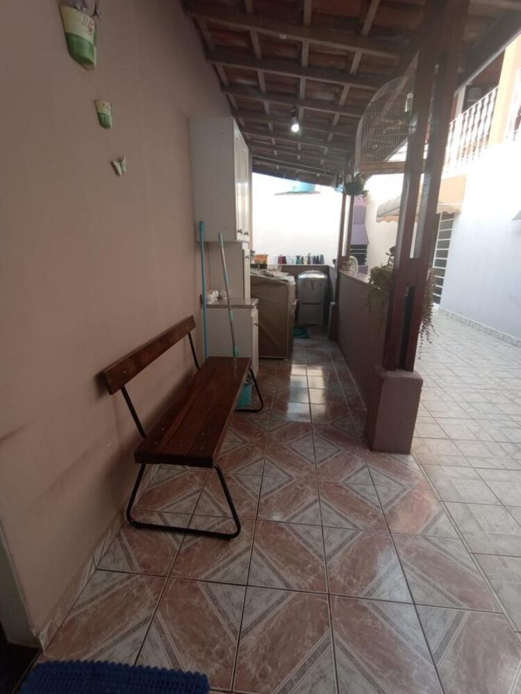 Casa, 3 quartos, 244 m² - Foto 6