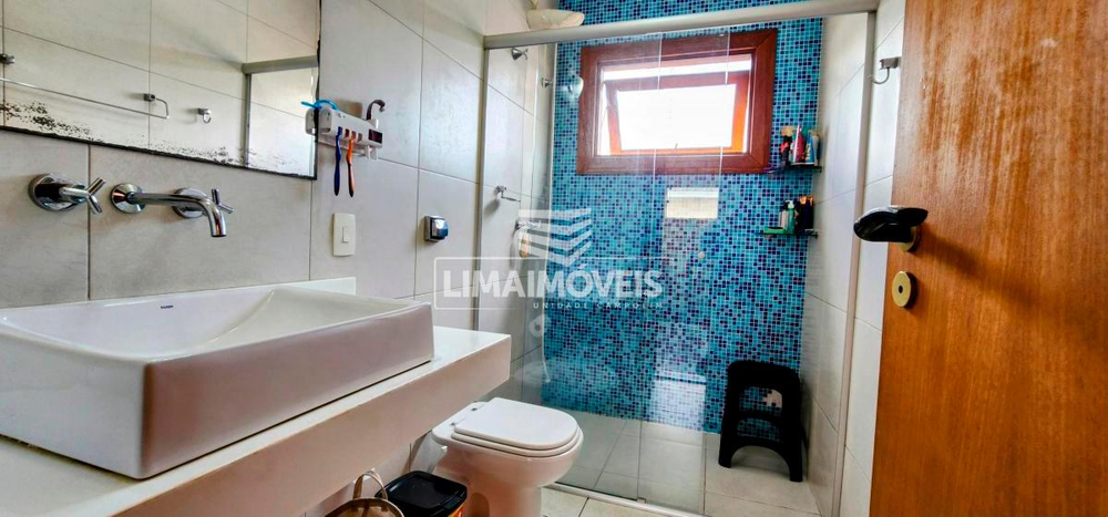 Casa de Condomínio à venda com 4 quartos, 295m² - Foto 22