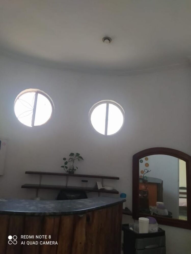 Casa à venda com 3 quartos, 350m² - Foto 12