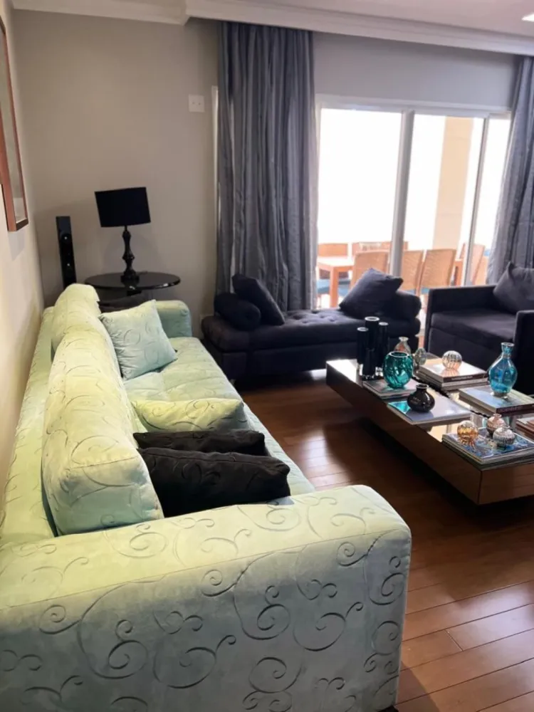 Apartamento, 3 quartos, 196 m² - Foto 1