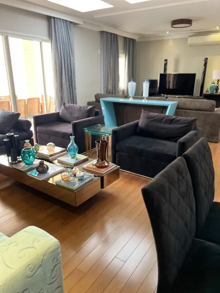 Apartamento, 3 quartos, 196 m² - Foto 2
