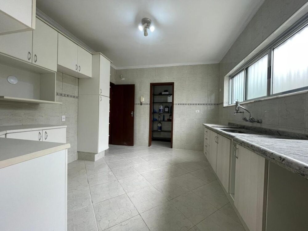 Casa, 4 quartos, 375 m² - Foto 1