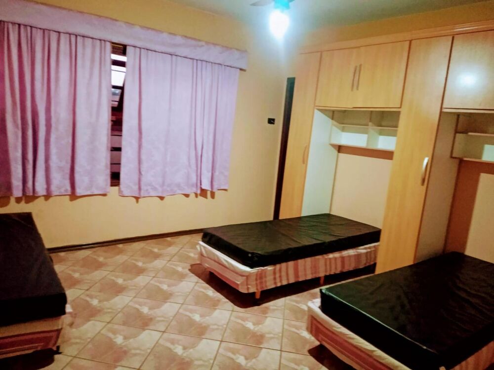 Chácara à venda com 9 quartos, 1000m² - Foto 11