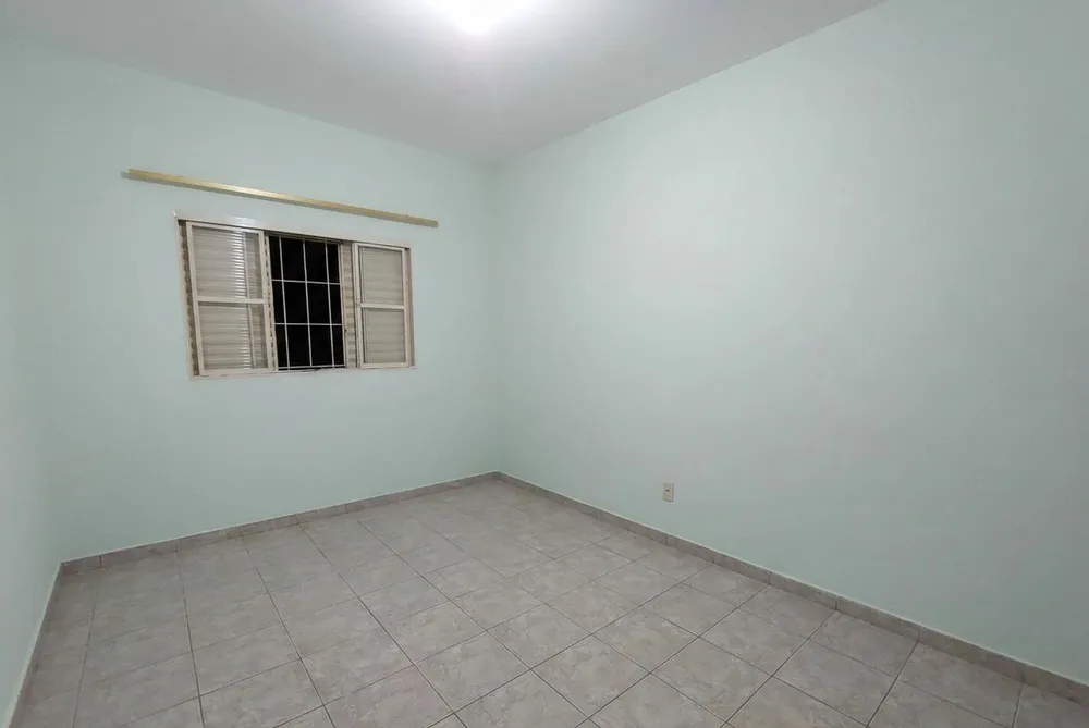Casa, 2 quartos, 180 m² - Foto 1