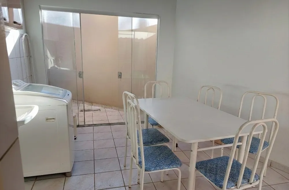 Casa, 2 quartos, 180 m² - Foto 4