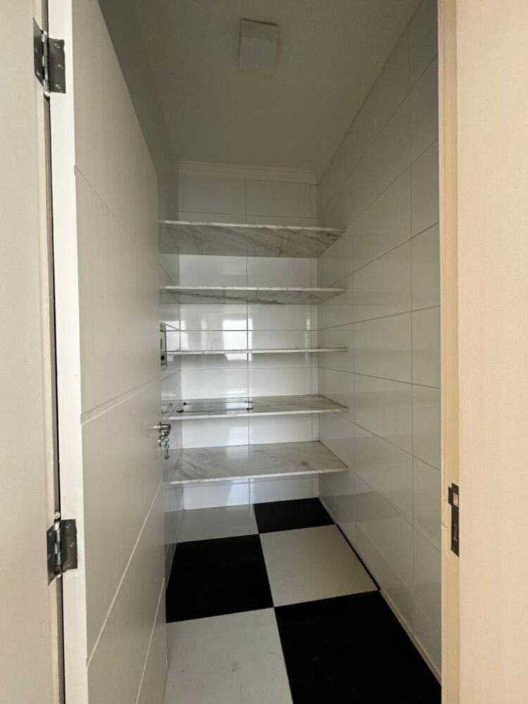 Casa de Condomínio à venda com 3 quartos, 330m² - Foto 8