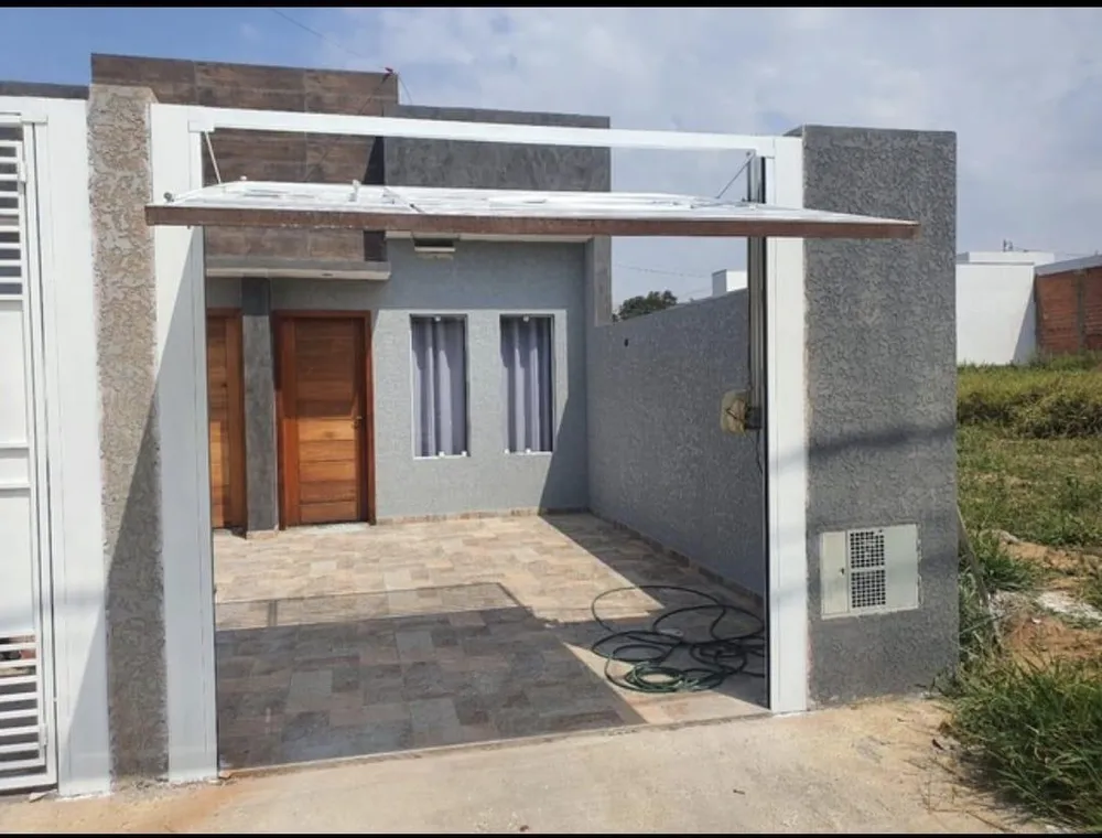 Casa, 2 quartos, 52 m² - Foto 1