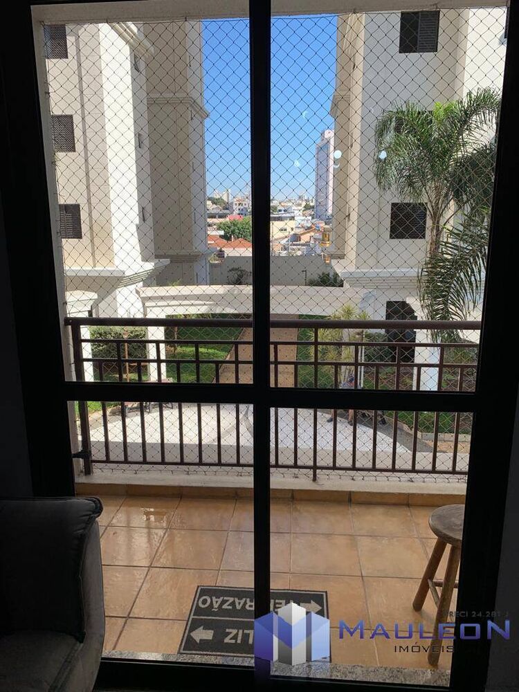 Apartamento à venda com 3 quartos, 72m² - Foto 1