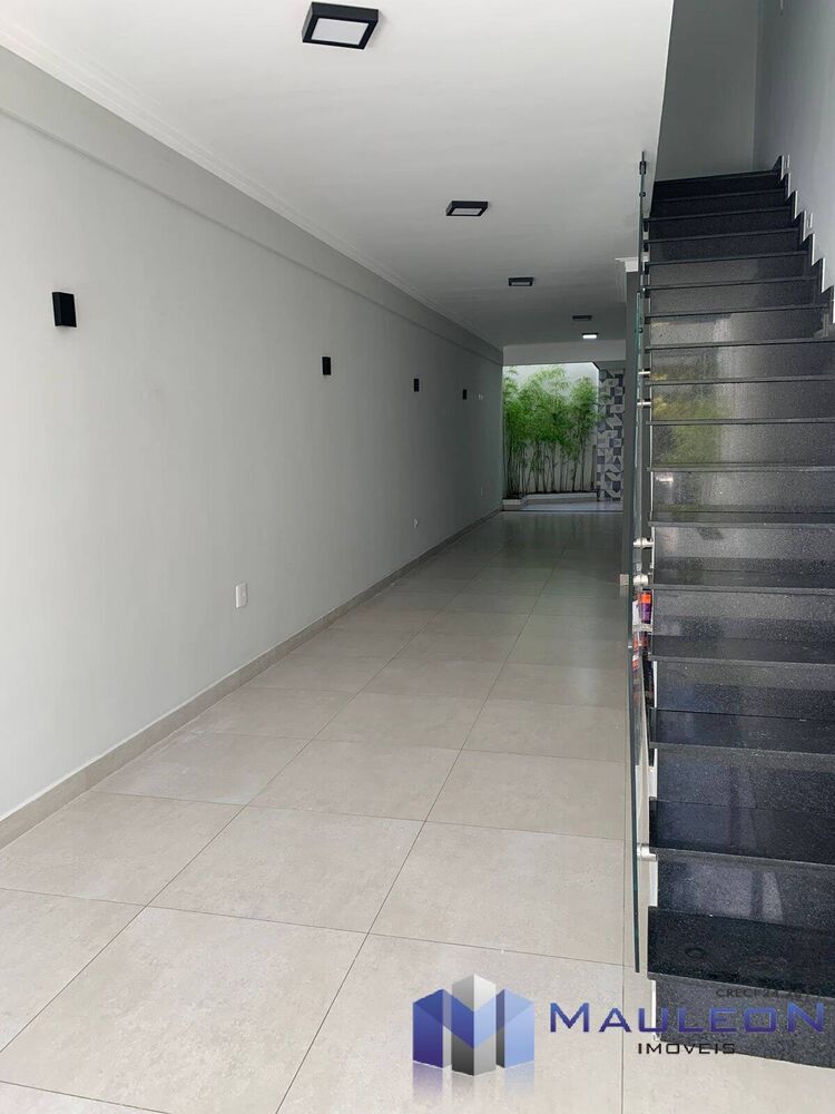 Sobrado, 3 quartos, 195 m² - Foto 1