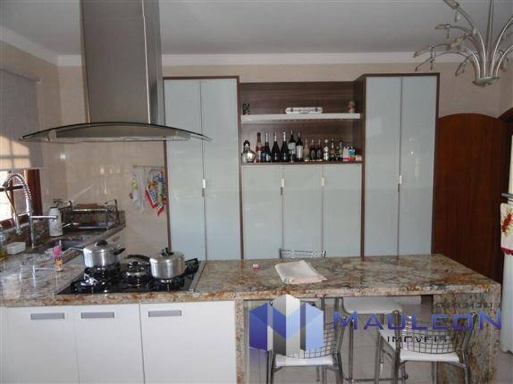 Sobrado, 4 quartos, 410 m² - Foto 2