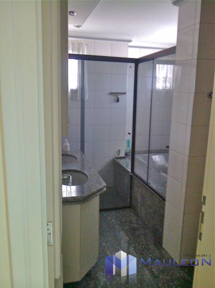 Apartamento, 3 quartos, 202 m² - Foto 1