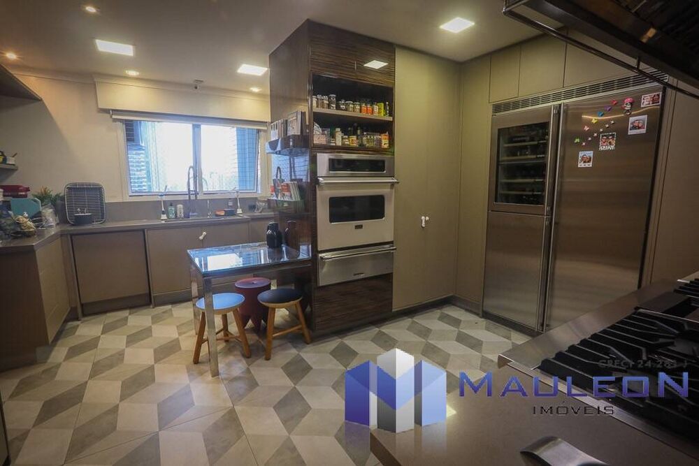 Apartamento, 4 quartos, 280 m² - Foto 1