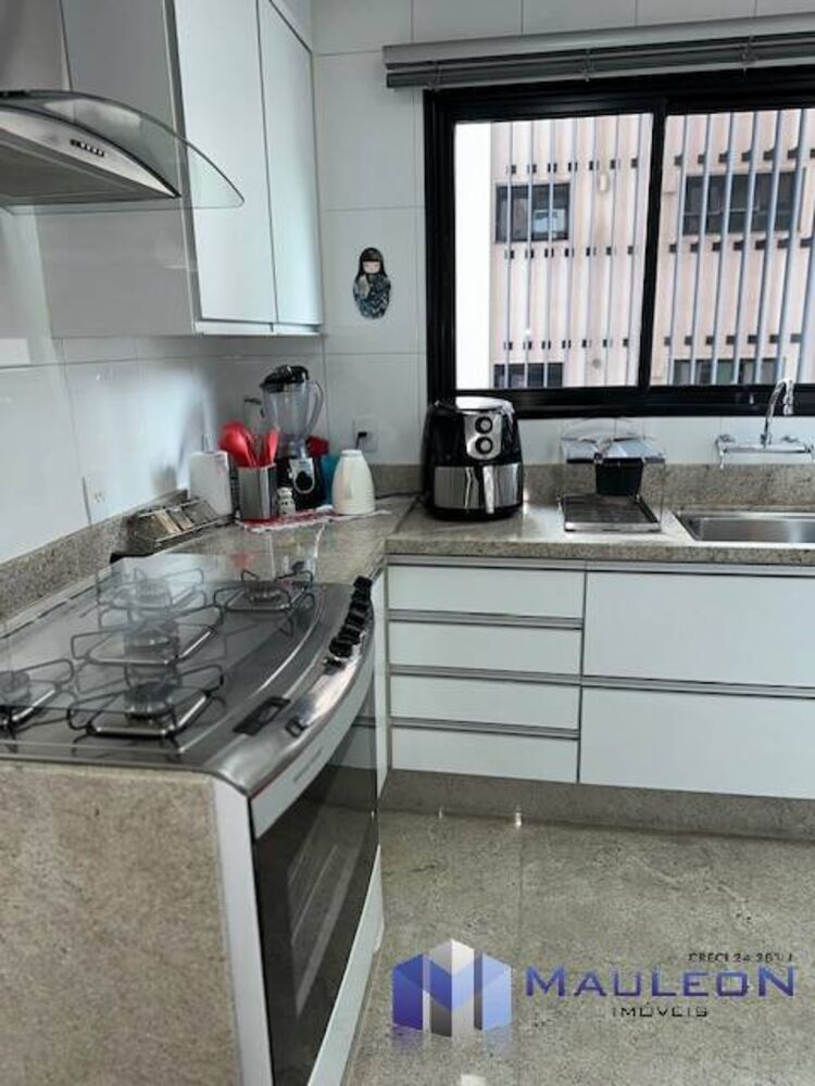 Apartamento à venda com 3 quartos, 186m² - Foto 21
