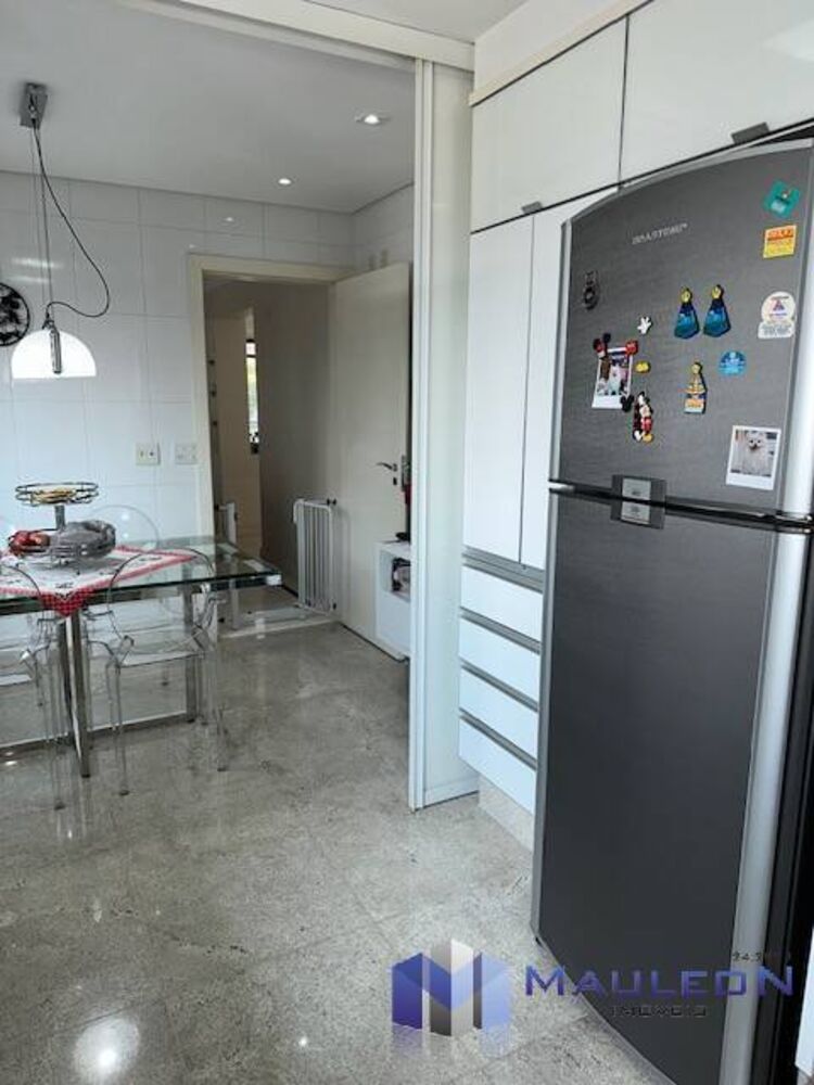Apartamento à venda com 3 quartos, 186m² - Foto 22