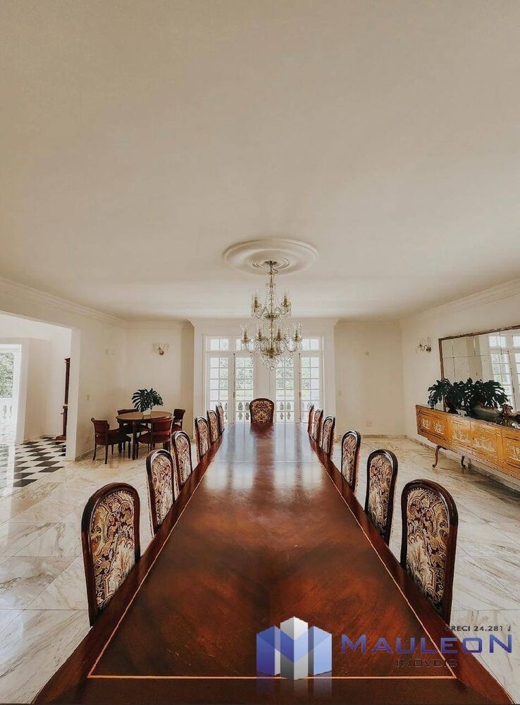 Casa à venda com 10 quartos, 1200m² - Foto 4