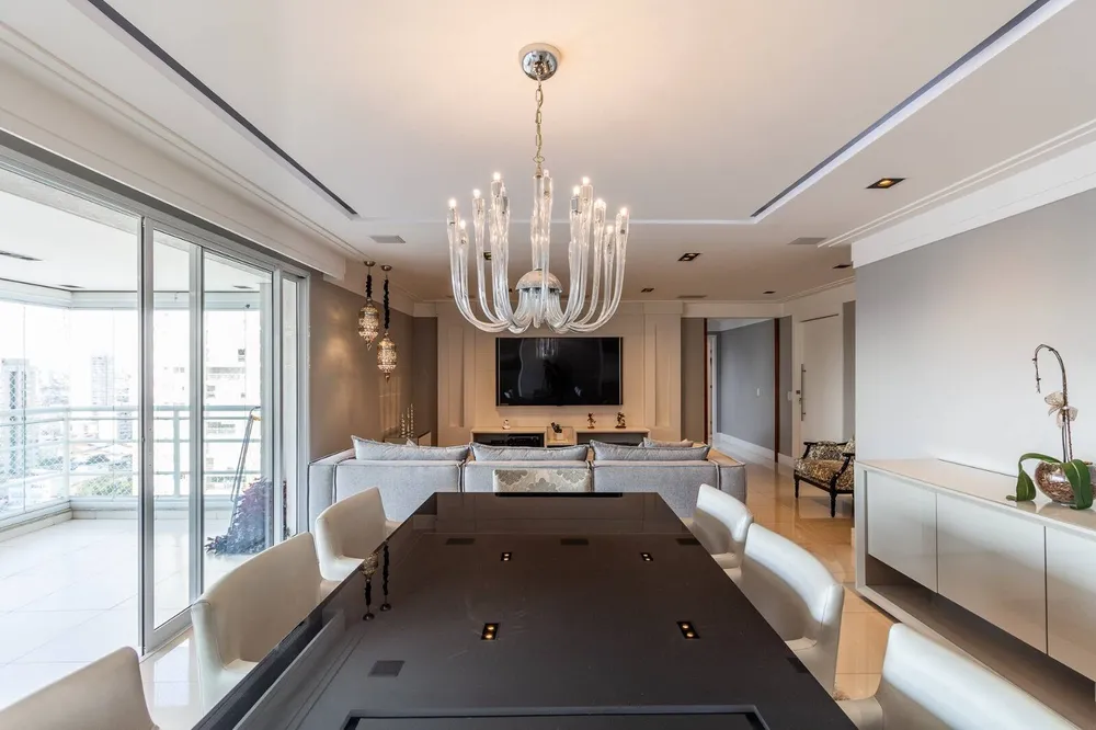 Apartamento, 3 quartos, 224 m² - Foto 1