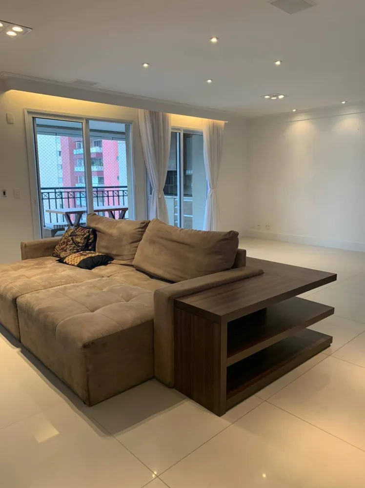 Apartamento, 3 quartos, 159 m² - Foto 1