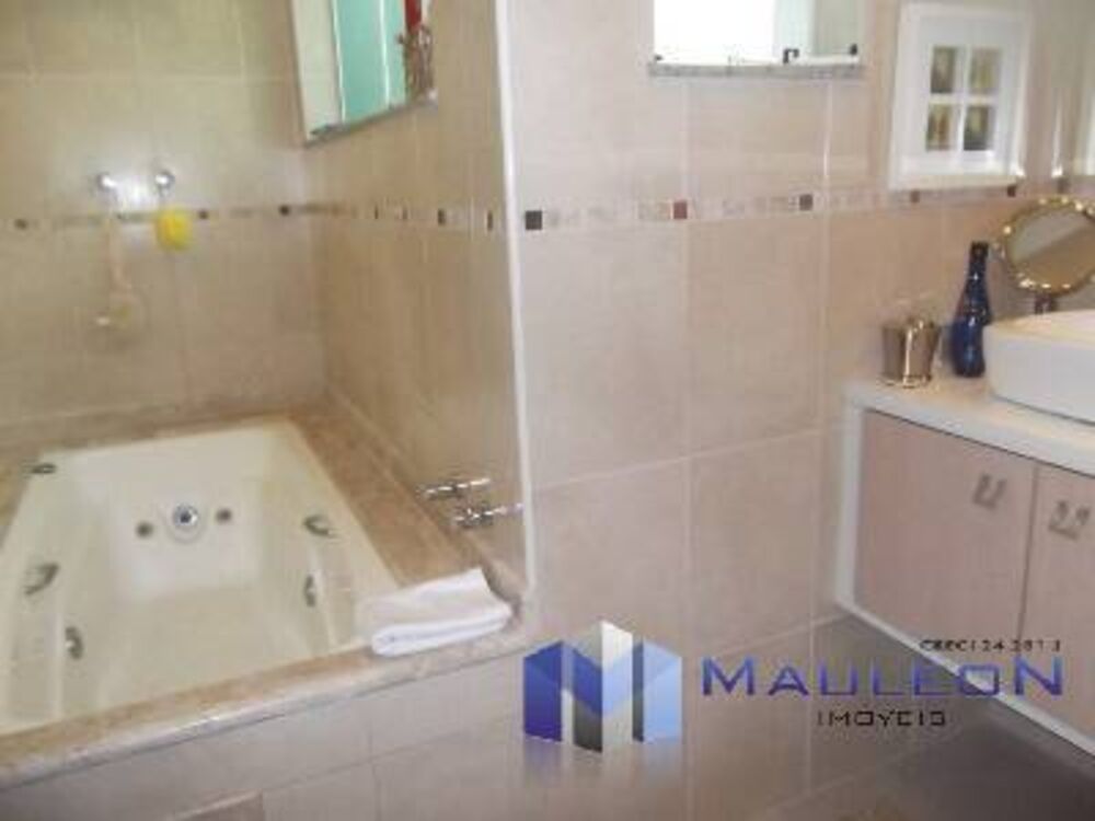Sobrado, 3 quartos, 250 m² - Foto 1