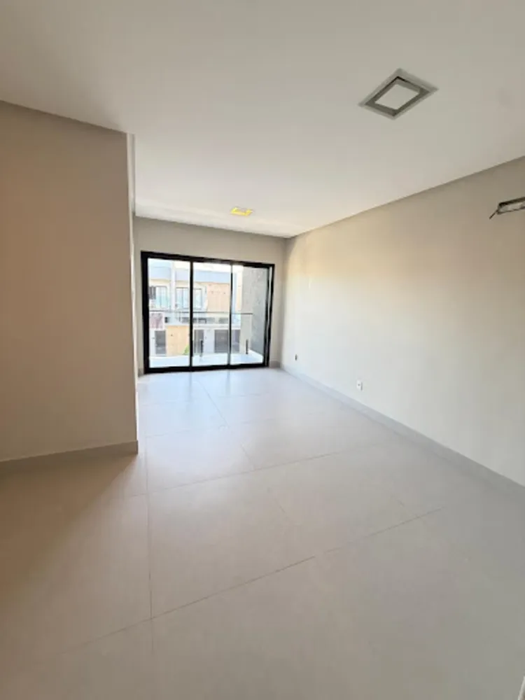 Casa, 3 quartos, 180 m² - Foto 1