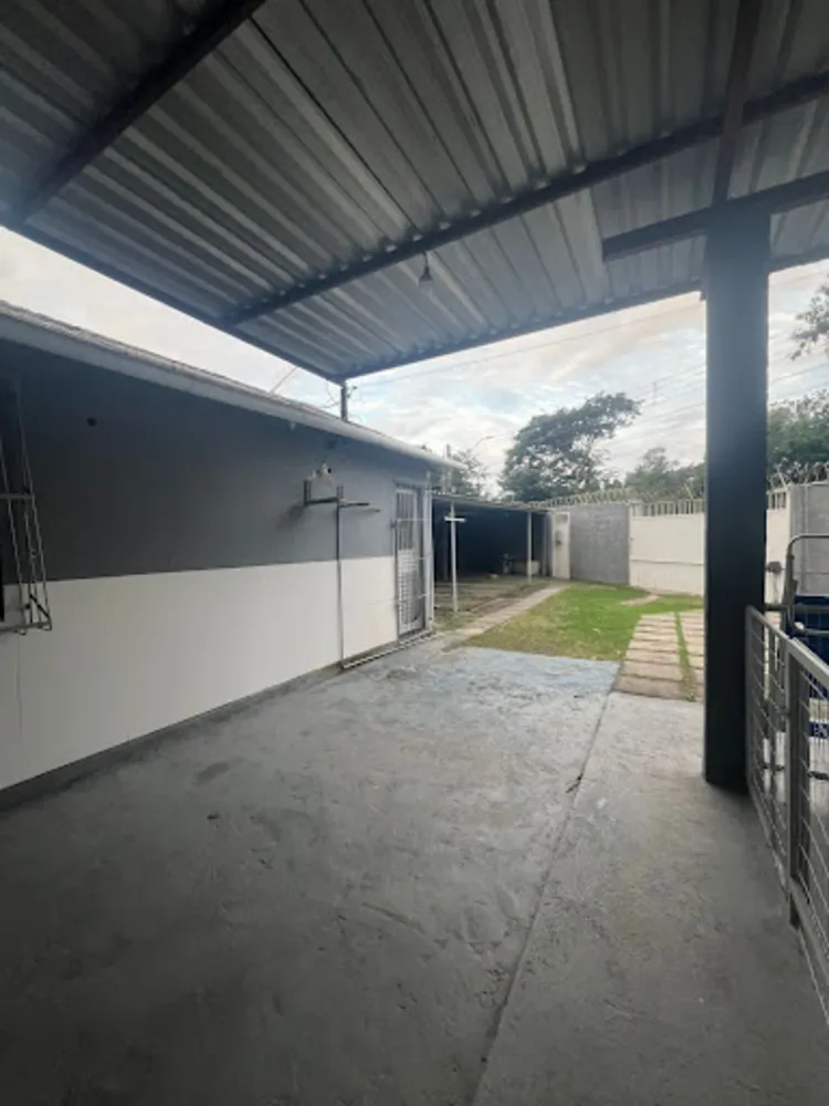 Casa, 2 quartos, 180 m² - Foto 1